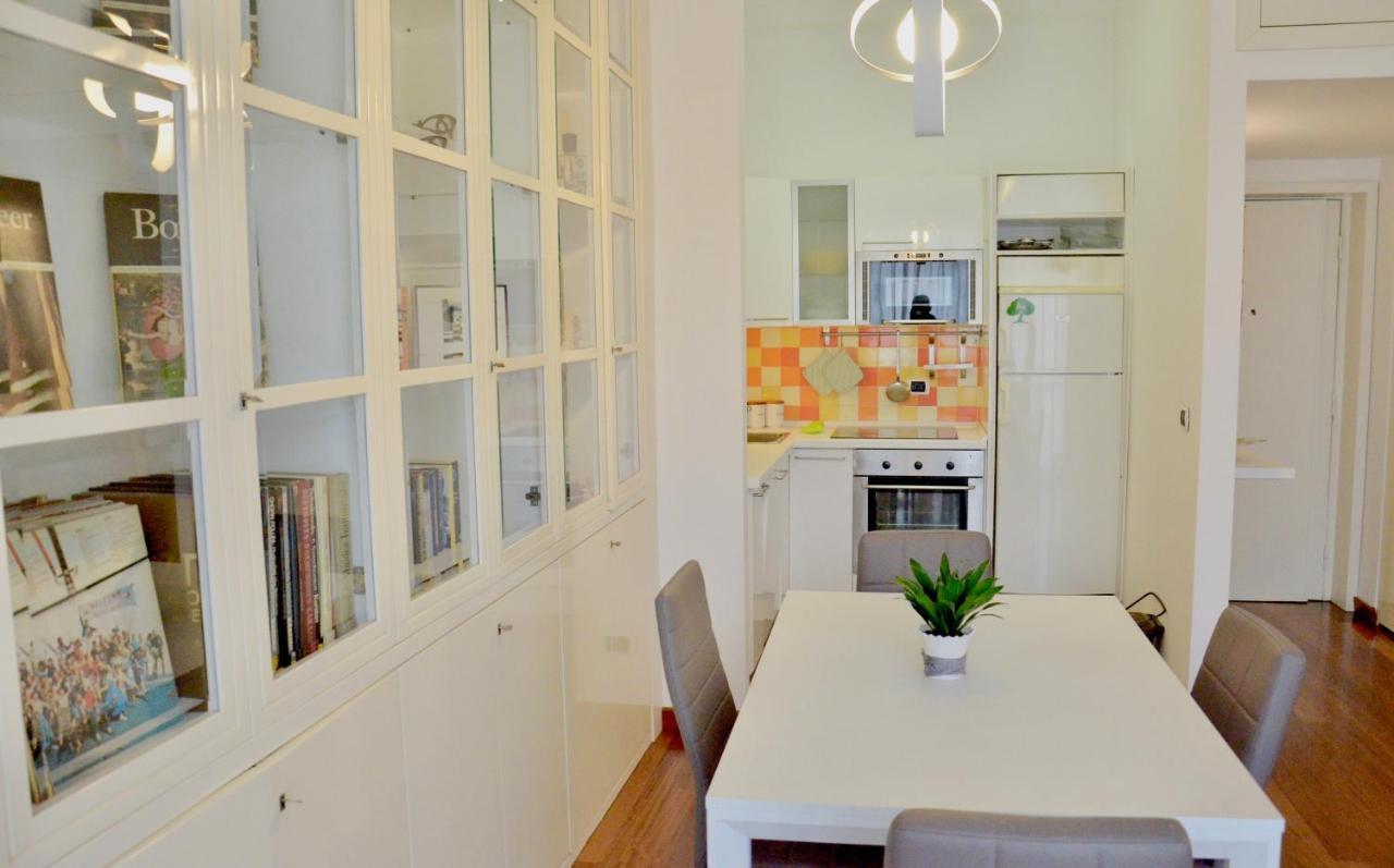 ميلان New Renovated Apartment With Balcony Porta Romana المظهر الخارجي الصورة